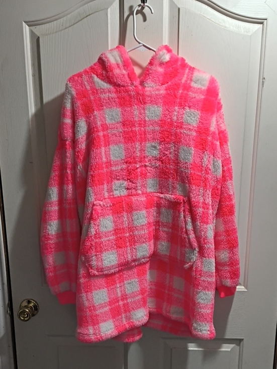 Cat & Jack Sweaters - Cat & Jack Plush Hooded Oversized Sweater - Neon Pink & Light Gray Plaid